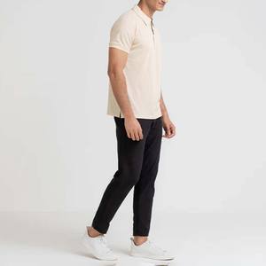 เสื้อเชิ้ตแขนสั้นผู้ชายแบบซิปครึ่งตัว ผ้าใยไผ่ 100% ระบายอากาศดี ดีไซน์ซิปด้านหน้า ขายส่ง - Product Image 2