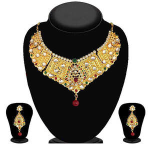Kriaa <b>Fine</b> <b>Jewelry</b> <b>Set</b> Maroon and Green Stone Kundan Necklace - Product Image 1