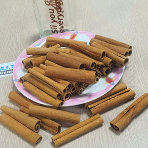 Épices Cannelle de Cassia en bâtonnets séchés du Vietnam, pour cigarettes et rouleaux de cannelle, directement de l'usine au Vietnam - Product Image 1