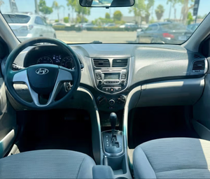 Hyundai Accent SE Sedan automatique d'occasion, 2017 - Product Image 5