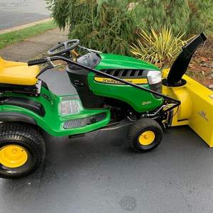 Tracteur tondeuse John Deere 260B 2022 avec chargeur frontal et pelle arrière à vendre, livraison rapide aux États-Unis/Europe - Product Image 1