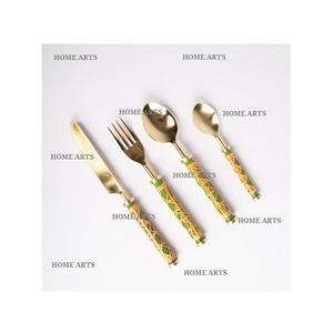 Juego de Cubiertos de Acero Inoxidable de 4 Piezas con Mangos de Resina, Tamaños y Formas Personalizadas, Juego de Cubiertos para Alimentos a Bajo Precio - Product Image 1