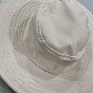 Nouveautés 2024, chapeau d'arbitre de cricket de haute qualité, taille standard, autre matériau, emballage personnalisé, MOQ 500 pièces, fabriqué dans l'Uttar Pradesh - Product Image 1