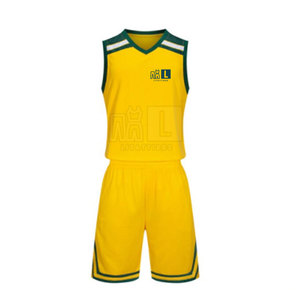 Ensembles d'uniformes de basketball respirants, anti-humidité et à séchage rapide, taille personnalisée, impression de logo sur mesure, 100 % polyester, haute qualité - Product Image 1