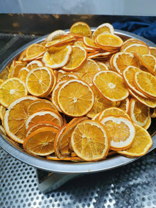 Tranche d'orange séchée artisanale du Vietnam pour la fabrication de savon de décoration de bougie parfumée et d'idées cadeaux écologiques - Product Image 4