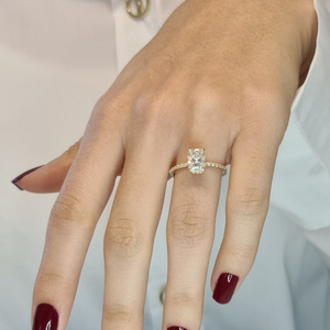 Bague de fiançailles classique Halo caché Moissanite coupe rayonnante en argent sterling 925 - Product Image 2