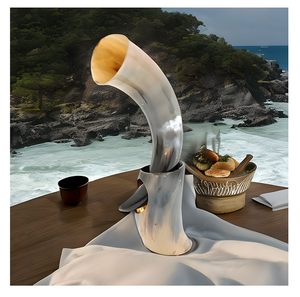 Véritable corne de bière en céramique médiévale de 10-12 oz, fabriquée à la main, 12-15 pouces, véritable corne de boeuf, tasse Viking avec support en cuir. - Product Image 1