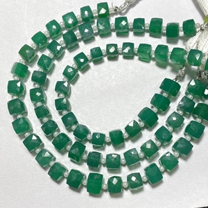 Perles d'onyx vert à facettes en gros 7-8MM en forme de cube naturel pierres précieuses en forme de boîte fournitures de perles de pierre - Product Image 6