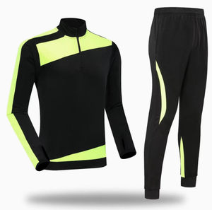 Conjunto de chándales de verano personalizados para hombre Tech Fleece Conjunto de 2 piezas de tendencia superior transpirable de secado rápido en talla grande - Product Image 4
