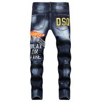 Personnalisation de la broderie du nom de la marque de la mode en coton nouveau style de jeans déchirés longs pour hommes