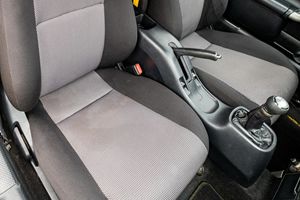Gran Oferta, Excelente Estado: Toyota MR2 Spyder 2001, Listo para Enviar - Product Image 4