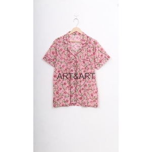 Pyjama court d'été pour femmes ensemble main bloc imprimé coton vêtements de nuit doux avec caractéristique thermique fait à la main pour les femmes - Product Image 2