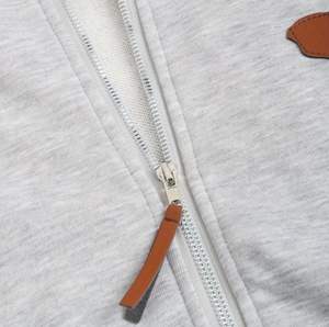 Veste d'hiver personnalisée pour femme, style streetwear, manteau à capuche, logo imprimé sur le devant, décontractée, blocs de couleur, manches longues, polaire, fermeture éclair, chaleur - Product Image 3