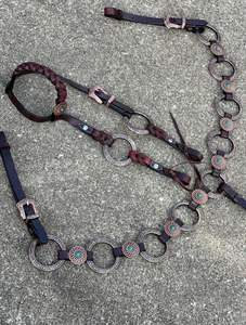 Ensemble de clous en cuir occidental de qualité supérieure collier de poitrine et têtière fabriqués à la main disponibles à la vente depuis l'Inde - Product Image 6