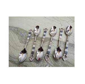 Ensemble de couverts modernes en acier inoxydable avec poignée en nacre Ensemble de couverts de haute qualité pour la maison et les hôtels - Product Image 5