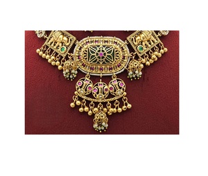 Ensemble collier ras du cou et boucles d'oreilles de style classique, finition or de qualité supérieure, nouveau style, héritage, pour collection de vêtements de mariage pour femmes - Product Image 2