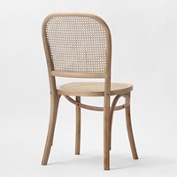 Chaise de salle à manger bon marché en cadre en bois de teck massif avec rotin naturel sur l'assise et le dossier pour une utilisation intérieure et extérieure