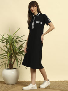 Camisón Elegante de Encaje Victoriano 100% Algodón para Mujer, Mangas Cortas, Largo Completo, Tela Transpirable, Diseño Estampado en el Cuello - Product Image 4