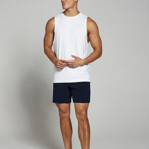 กางเกงขาสั้นสองชั้นของผู้ชายสำหรับออกกำลังกาย100% กางเกงวิ่งแบบลำลองทำจากโพลีเอสเตอร์มีกระเป๋าสำหรับออกกำลังกาย - Product Image 2