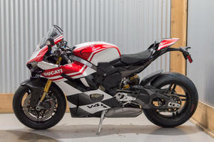 Motocicleta Ducati Panigale-v4 2025 100% Auténtica, 1,103cc, Disponible para Venta y Envío Inmediato - Product Image 2