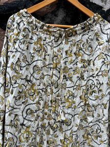 Jupe en tissu Bagru fait à la main pour les femmes robe de soirée d'été florale terrestre Style décontracté pour la course à pied ou la couverture de plage - Product Image 4