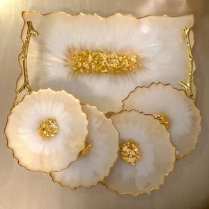 Plateau en résine de haute qualité fait à la main artistique motif floral sous-verres de conception personnalisables organisateur élégant pour clés pièces de monnaie - Product Image 1