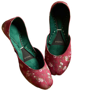 Khussa para Mujer, Hecho a Mano, Profesional, con Suela de Cuero Genuino Antideslizante y Duradera, Parte Superior de Terciopelo, Talla Personalizada, Gran Venta - Product Image 1