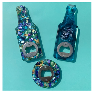 Abridor de resina artesanal, abridor de botellas decorativo de resina y metal de calidad, logotipo personalizado, regalo promocional - Product Image 4