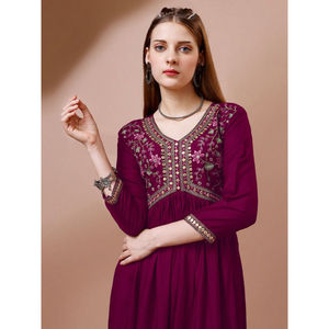 Rayonne de haute qualité brodée Anarkali Kurti 3/4 manches écologique nouvelle mode Streetwear doux lavable-en vrac en gros pour - Product Image 1