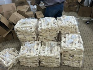 Portavasos de bambú duradero para llevar bebidas frías y calientes diseñado para cafeterías y mercados de exportación - Product Image 5