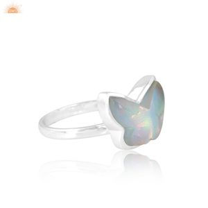 Aurora Opal Sky Gemstone Butterfly Style Plata de Ley 925 Hermoso anillo hecho a mano para mujer Fabricante de joyería personalizada - Product Image 3