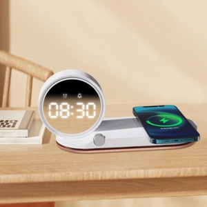 Cargador Inalámbrico 3 en 1 en Oferta, Carga Rápida de 15 W para Dispositivos Móviles con Reloj Despertador Digital, Luz Nocturna Integrada con Soporte - Product Image 2