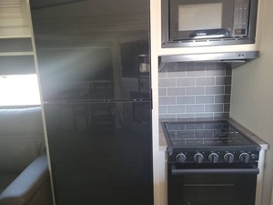 Producto en Oferta: Nuevo y Cómodo K-e-y-s-t-o-n-e C-o-u-g-a-r 27SGS 2025, Listo para la Venta - Product Image 2