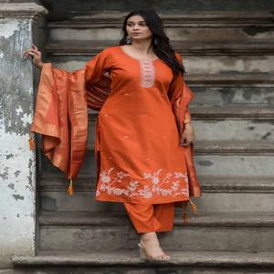 ชุดสูทสไตล์โรมันทำจากผ้าไหมแท้แบบดั้งเดิมสวมใส่สบายระบายอากาศได้ดีเหมาะสำหรับทุกโอกาส - Product Image 1