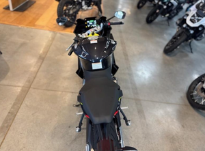 Motos 2026 Top commercial auction RS660 659cc 105HP 77.2kW 10 400 tr/min bicylindre, 4 soupapes par cylindre, prêtes à être expédiées - Product Image 3