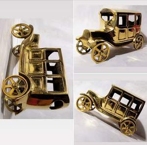 Artisanat créatif, statue de voiture vintage en laiton avec finition antique brillante (jaune), disponible à prix réduit - Product Image 3