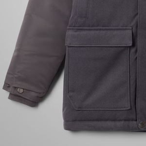 Chaqueta para Niños a Precio Económico para Compradores al por Mayor, Diseño Casual de Alta Calidad con Bolsillos Delanteros y Capucha, Diseño de Color Sólido, Manga Larga - Product Image 3