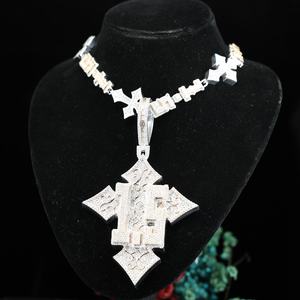 จี้เงินแท้ 925 รูปทรงตัวเลขแฟนซีแบบกำหนดเอง พร้อมจี้รูปทรงกากบาท ประดับเพชรทรงกลม เครื่องประดับคุณภาพสำหรับเป็นของขวัญคริสต์มาส โดยบริษัทฟีนิกซ์ เอ็นเตอร์ไพรส์ - Product Image 2