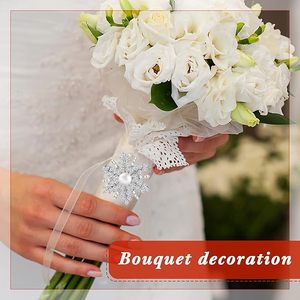 Rond de serviette en argent allemand fait à la main Rond de serviette en strass Flocon de neige pour décoration de fête Table à manger Décor de table de tous les jours - Product Image 4