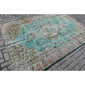 Grand tapis turc de 6x8,8 pieds, tapis vintage, tapis à bordures bleues - Product Image 2