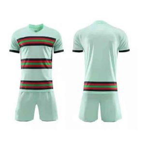 Uniforme de fútbol de alta calidad, jersey de equipo personalizado, pantalones cortos, ropa de entrenamiento, ropa deportiva de secado rápido para hombres, niños, suministro para jóvenes - Product Image 2