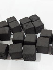 Briquetas de Carbón de Cáscara de Coco Natural Hechas a Máquina, Ecológicas, de Alta Dureza, Forma de Cubo de 25x25x25 mm, Sin Aditivos, Más Vendidas - Product Image 6