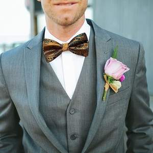 Venta caliente Nueva moda Corbatas de seda Hombres Estilo de negocios personalizado Pajaritas Patrón de rayas Sublimación Mariposa Gemelos Corbatas - Product Image 5