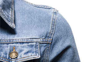 Logo personnalisé Veste en jean pour hommes Designer Veste décontractée en coton Service OEM Veste en jean de haute qualité pour hommes Élégant et durable - Product Image 4
