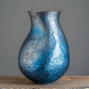 Jarrón antiguo azul MajesticTide con encanto desgastado, jarrón de suelo de tono metálico, diseño Floral en relieve, decoración del hogar, declaración de acento - Product Image 6