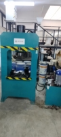 DIVINE MACHINERY SOLUTION Presse hydraulique industrielle à double colonne à cadre fixe 100 tonnes avec pompe moteur 220V/420V pour tôles