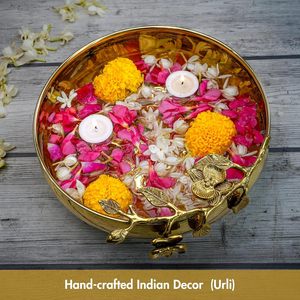 ชามอลูมิเนียมสำเร็จรูปทำด้วยมือสีทองดีไซน์เนอร์พร้อมที่จับลายดอกไม้เหมาะสำหรับตกแต่งโต๊ะกลางโต๊ะ - Product Image 3