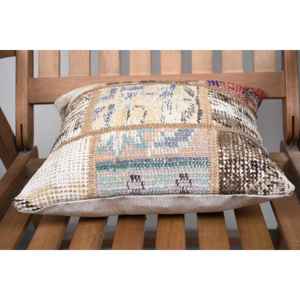 Oreiller patchwork en laine beige Kilim 14x14 pouces luxueux Vintage moelleux brodé rustique coussin pour literie ou utilisation au sol - Product Image 5