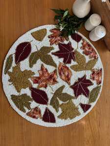 Napperon fleur perlée: centre de table multicolore - Product Image 3