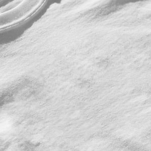 Vente en gros 120 GSM T-shirts en coton pour hommes Logo personnalisé Motif solide Col à manches courtes 220 grammes Tissu pour campagnes promotionnelles - Product Image 5